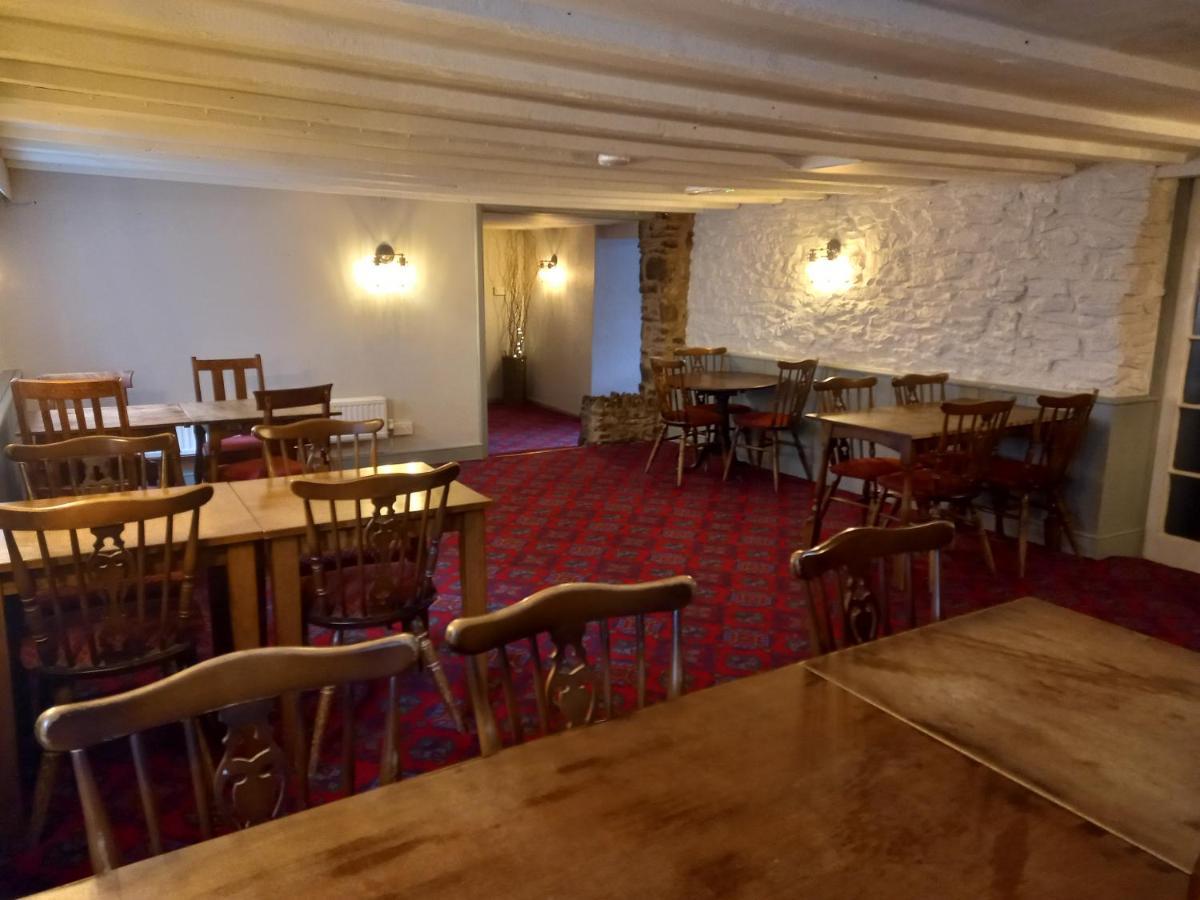 The Crown Inn Wentnor Dış mekan fotoğraf