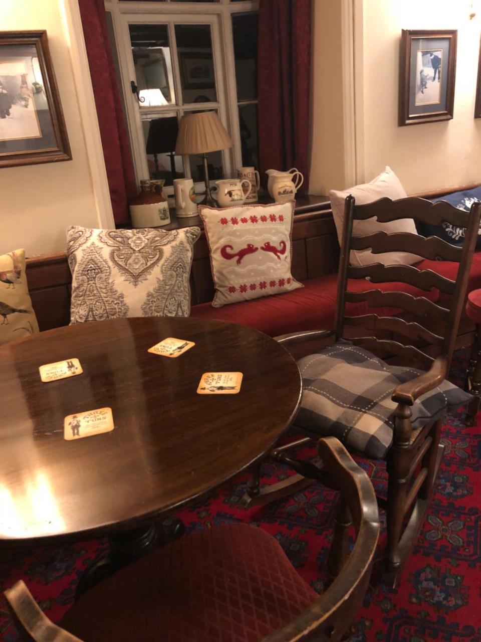The Crown Inn Wentnor Dış mekan fotoğraf